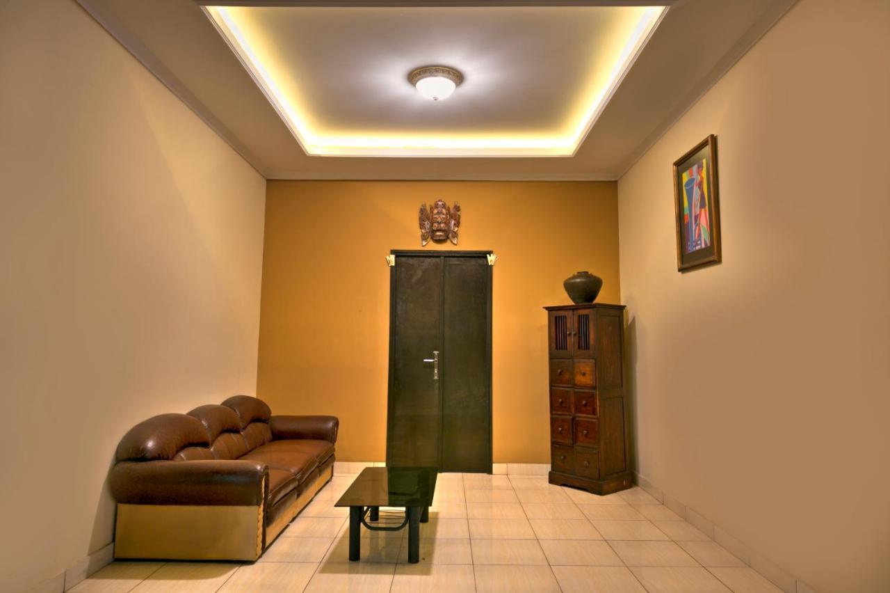 Melody Guest House Jimbaran Екстериор снимка